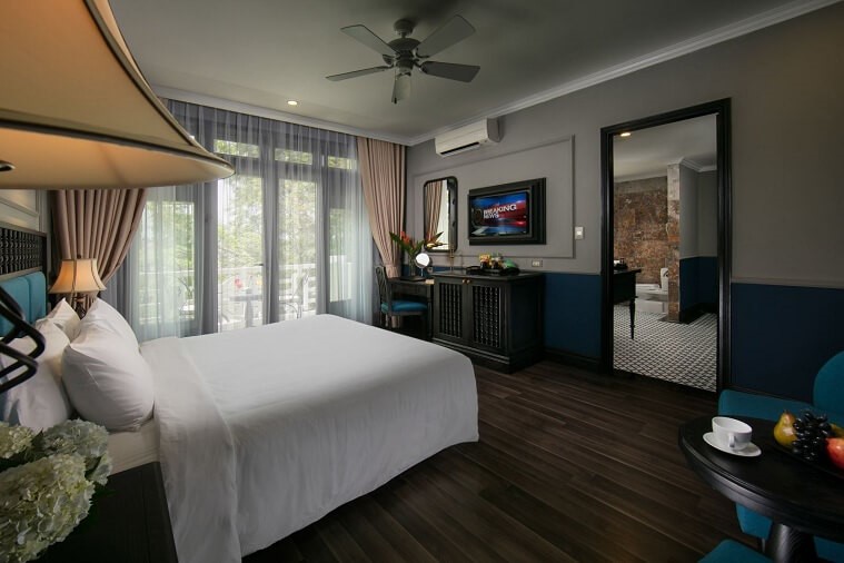 Phòng Deluxe Double With Balcony